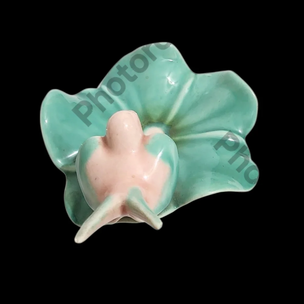 Royal Copley Charming Little PorcelainlenTrinket/Soap Dish In Soft Colors